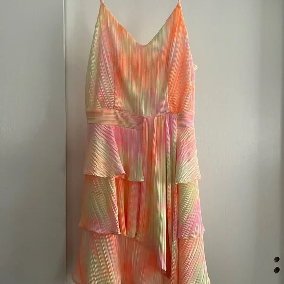 4si3nna size medium dress only one once! Great condition - Picture 3 of 5